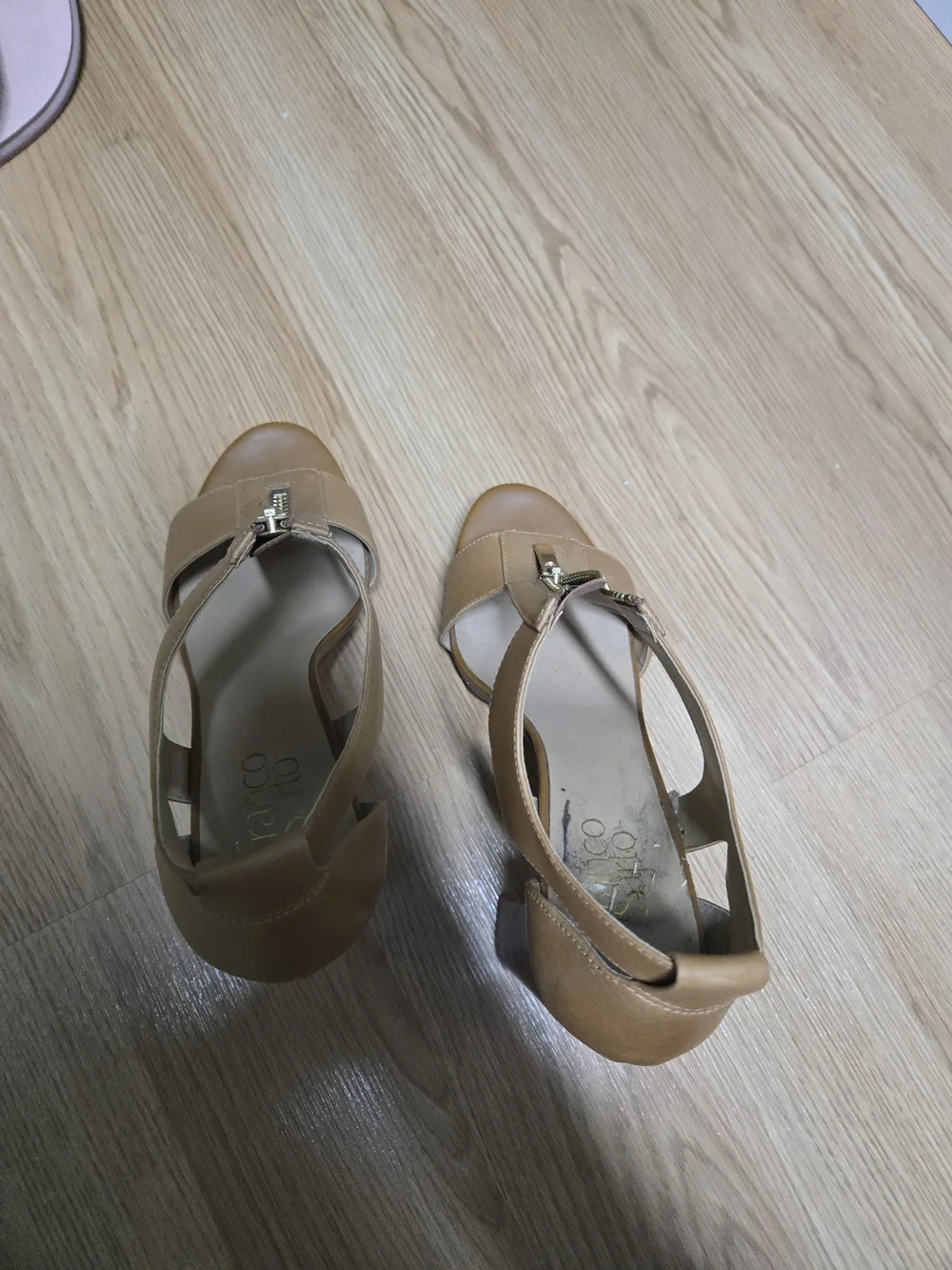 Franco Sarto Women's Tan Platform Sandals with Gold Zipper Accent